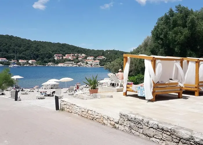 Iris Διαμέρισμα